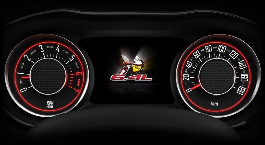  Dodge Challenger R/T Shaker 2015 года  (фото 35 из 54)